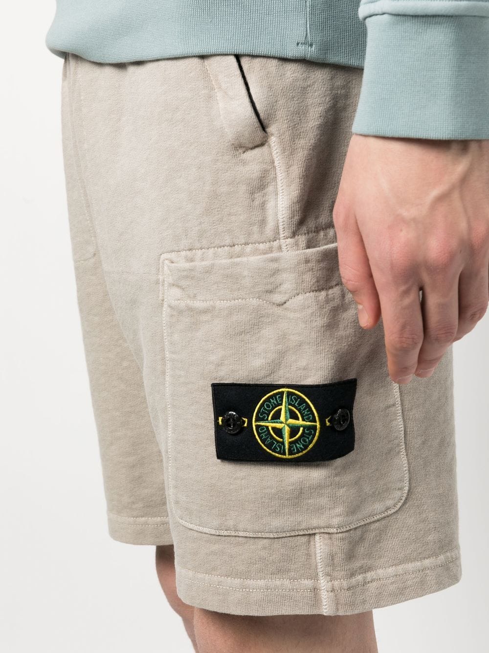 The Role of Stone Island Badges in Branding: The Emblem of Iconic Streetwear